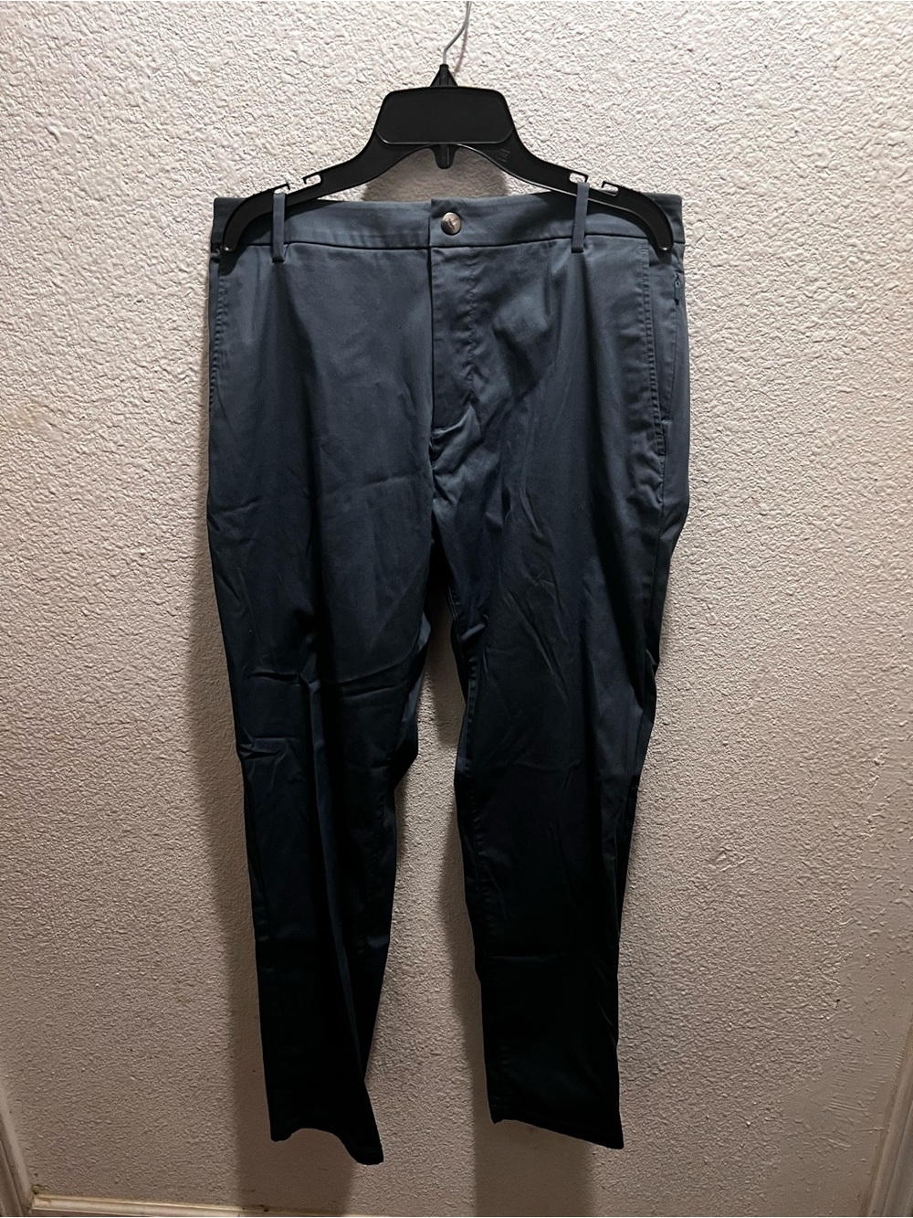 Birddogs Men's Dress Pants in Charcoal Gray